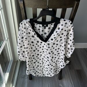 Light weight black and white dress shirt